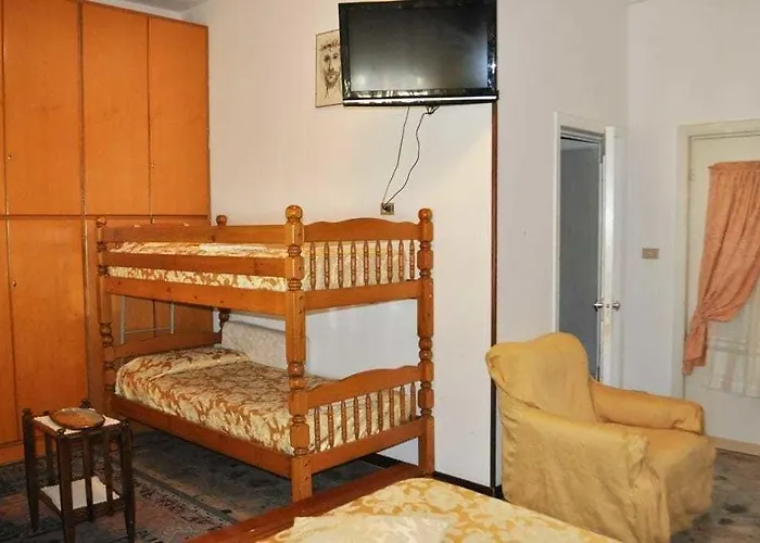 לינה וארוחת בוקר Casa Di Roberto *