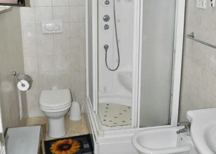 לינה וארוחת בוקר Casa Di Roberto *